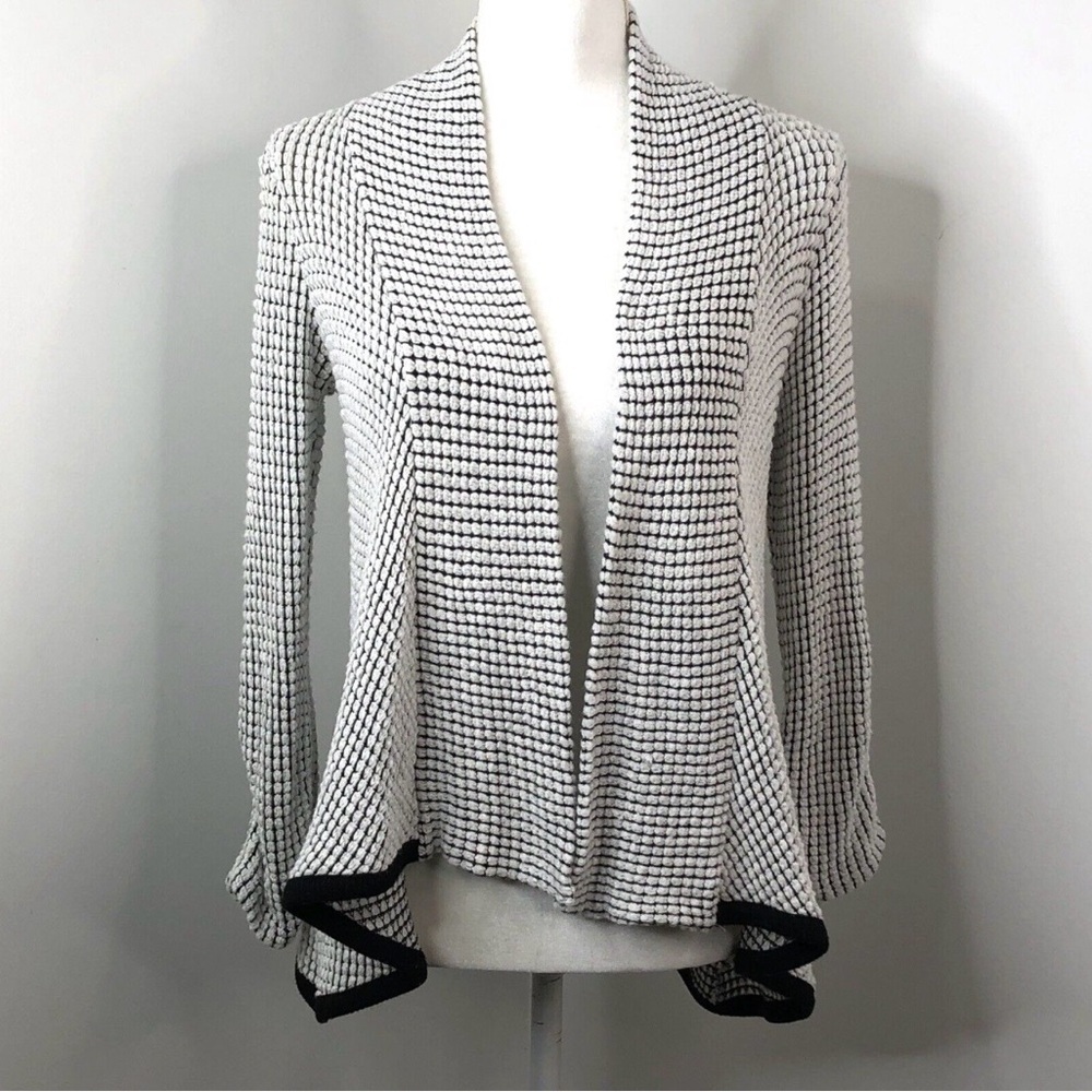 Mauve Anthropologie Black and White Textured Knit Cardigan